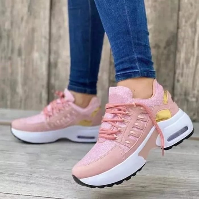 Baskets en mesh pour femme avec semelle épaisse - Lyserød / 42