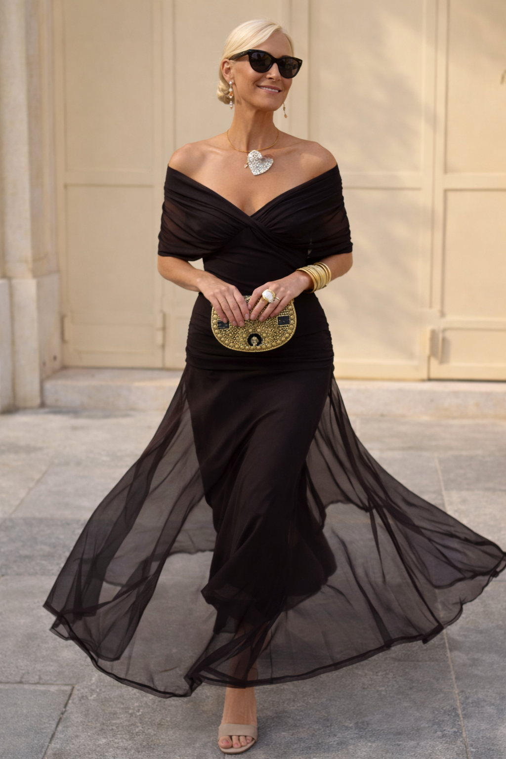 Ladies’ maxi dress with chiffon and V-neckline - Mørkebrun / XL